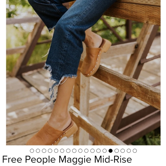 We The Free mid rise Maggie jeans - Picture 2 of 5
